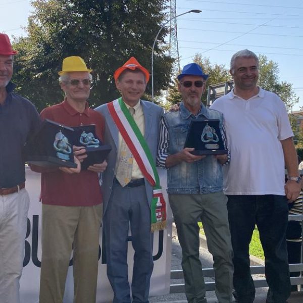 Gianmario Sirtori, Giuseppe Galbiati, il Sindaco Massimo Vadori, Samuele Zappa e Don Achille